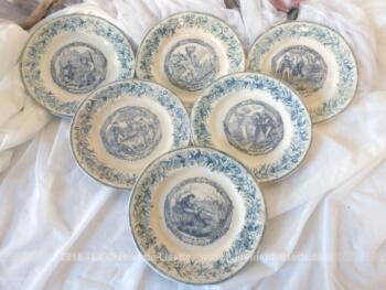 Datant de la fin XIX° ou début XX°, voici une série de 6 anciennes petites assiettes parlantes en "Porcelaine Opaque" sur le thème des chasseurs.