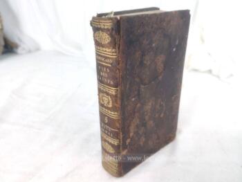 Voici un très ancien livre de 1826 portant le titre de 