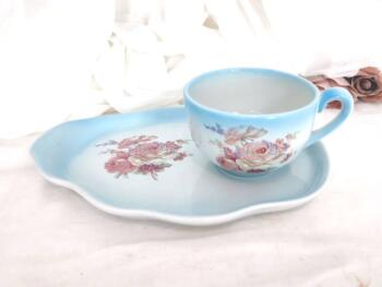 Superbe bol et son assiette petit-déjeuner bleu au décor floral tendance shabby en porcelaine RB Alcobaca - made in Portugal.