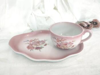 Superbe bol et son assiette petit-déjeuner rose au décor floral tendance shabby en porcelaine RB Alcobaca - made in Portugal.