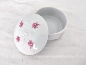 Originale cette boite bonbonnière vintage en porcelaine allemande 