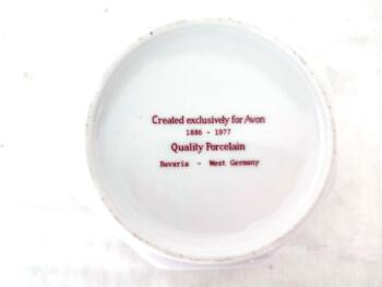 Originale cette boite bonbonnière vintage en porcelaine allemande 