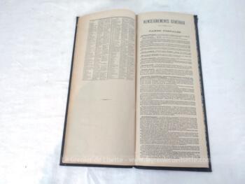 Voici un très ancien et grand agenda de bureau utilisé par une boucherie de 14.5 x 34.5 x 1 cm pour l'année 1903 avec certaines pages annotées à la main. UNIQUE !