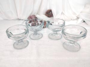 Lot de 4 coupes à champagne verre moulé à facettes