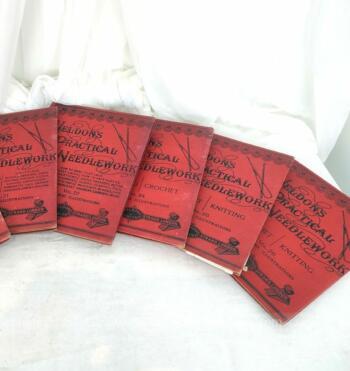 5 Livres anglais Weldon's Practical Needlework  époque Victorienne