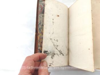 Vieux de plus de 265 ans, voici le livre 