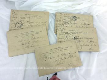Datant du début des années 1900, voici six anciennes cartes postales d'un même couple sous forme de scènette portant le titre "Sous le Directoire" .