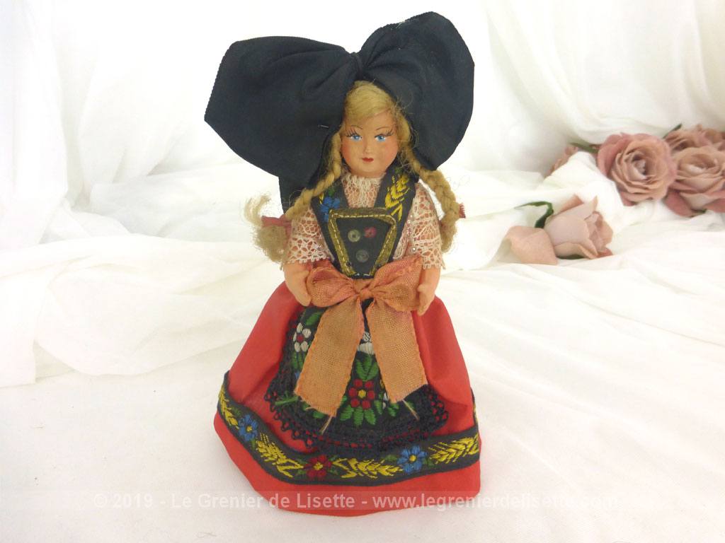 Poupee alsacienne 2025
