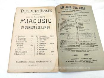 Datant du début des années 1900, voici un recueil de "On danse quand même" avec 20 partitions de danses, dont 5 polkas, 5 valses, 4 mazurkas, 4 Schottisch et de 2 quadrilles. écrites par J. Garde et De Lendi. Vintage et très retro !