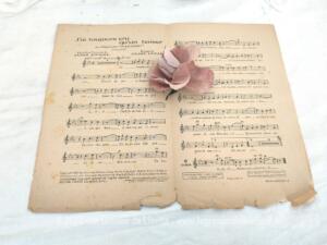 Ancienne partition « J’ai toujours cru qu’un baiser… » extrait opérette Paganini