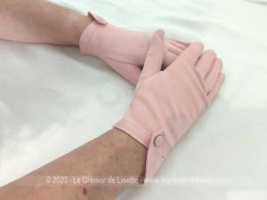 Paire de gants vintage faux daim rose pastel poignet original