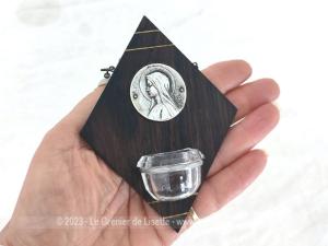 Original petit bénitier bois et verre médaille Vierge Marie
