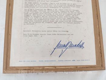 Voici un cadre sur la biographie de Bernadotte, Maréchal de l'Empire devenu Roi de Suède, avec au dos du cadre, le meme texte en allemand, tapé sur une ancienne machine à écrire et signé de son arriere-arriere-arriere petit fils .