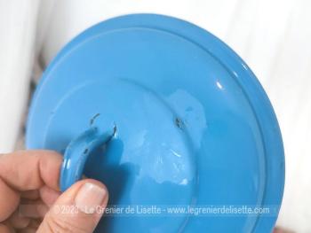 Ancien fait-tout émaillé bleu longue poignée – Image 6
