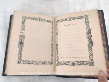 Ancien livre religieux "Le Mariage Chrétien" daté de 1897 écrit par Monseigneur Dupanloup, Evèque d'Orléans nous décrivant la vision de l'église sur  le mariage à la fin du XIX°. Révolue... heureusement, mais instructif ! 