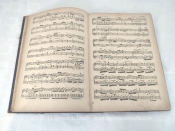 Duo grands livres de partitions d'opéras de 1892 avec 