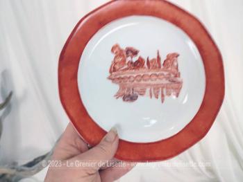 Voici un lot de six superbes petites assiettes dessert  estampillées 