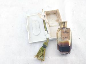 Ancien coffret petit parfum Crêpe de Chine de F. Millot
