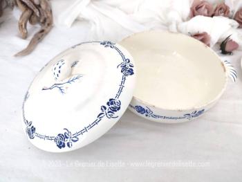 Estampillée St Amand  modèle 
