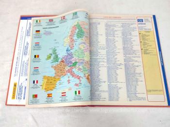 Voici un almanach des PTT pour l' année 1998 et ses 12 feuillets .