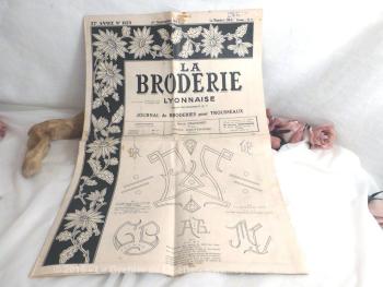 Voici un lot de 3 revues "La Broderie Lyonnaise", le journal des "Broderies pour Trousseaux", avec un exemplaire de septembre 1955, janvier 1958 et mars 1963.