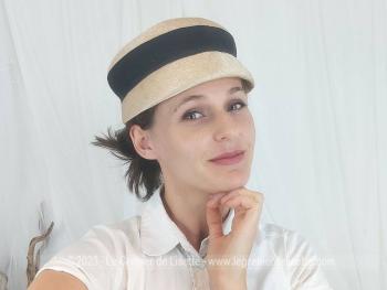 Ancien chapeau rétro avec ruban de la marque Made in France 