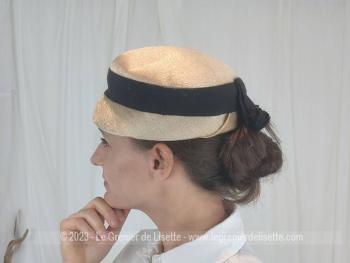 Ancien chapeau rétro avec ruban de la marque Made in France 