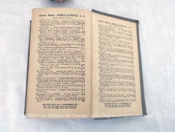 Voici un ancien livre du "Ministère de la Guerre - Direction de l'Infanterie" daté de 1940 au titre de "Ancien Manuel du Gradé d'Infanterie"  mis à jour à la date du 1er février 1940 " , livre broché sur 1145 page avec explications, dessins et tableaux .
