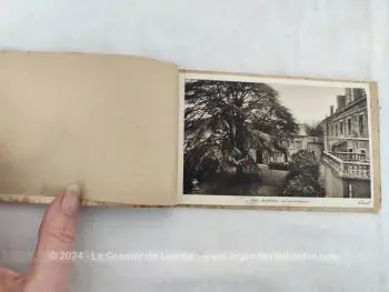 Voici un duo de livrets de cartes photos anciennes de la ville de Roanne au tout début XX°, avec un livret de 12 photos et un de 11 photos. Pour les nostalgiques de la ville de Roanne !