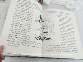 En très bon état, voici un ancien livre pour enfants au titre de 