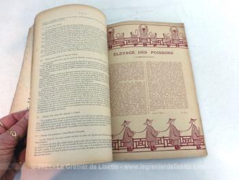 Voici un ancien Almanach des Missions de St Vincent de Paul pour l'année 1938  avec les mois de l'année sur 2 pages, et de petits récits, des courtes histoires  sur la religion avec des illustrations sur le reste des 100 pages.