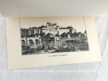 Sur 30 x 24 cm, voici un livret au titre de "Châteaux Historiques de France" édité par les Editions du Bastion en 1994 avec à l'intérieur 24 copies de gravures de châteaux célèbres sur papier épais écru.