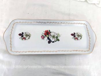 Datant des années 70/80, voici un beau plat à cake en porcelaine estampillé 