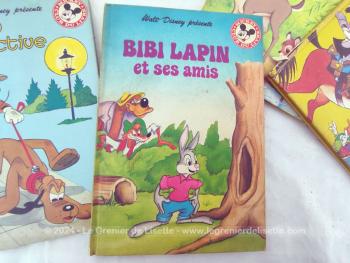 En bon état, voici quatre livres pour enfants de la serié 