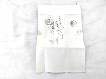 Agée de 173 ans, voici une ancienne lettre pli du 27 mars 1851 soit à peine 62 ans après la révolution française de 1789 ! C'est un courrier à un notaire, mais dont l'auteur de la missive connait bien puisqu'il le nomme 
