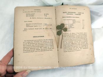 Voici un ancien livre au titre de 
