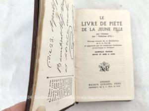 Ancien missel Le Livre de Piété de la Jeune Fille daté de 1950