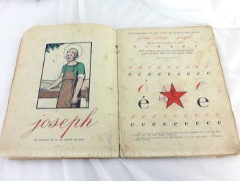 Voici un ancien livre scolaire chrétien 