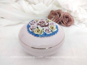 Belle bonbonnière rose shabby couvercle barbotine