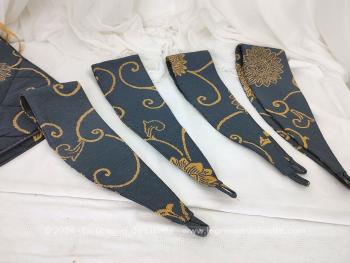 Réalisé dans beau tissus d'ameublement épais gaufré voici un bel assortiment avec 4 grandes galettes pour chaises verso tissus jaune et 4 embrasses pour rideaux recto/verso. Fait main.