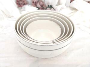 Ensemble 5 saladiers assortis taille croissante Badonviller
