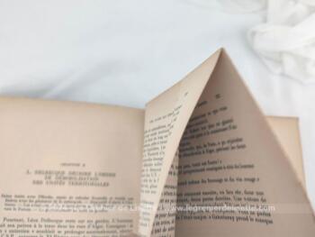 Sur 20.3 x 14 x 3 cm, voici un livre sur 514 pages au titre de 