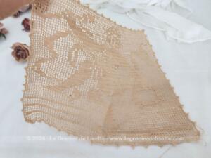 Belle incrustation crochet forme carré