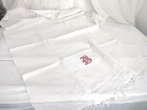 Ancienne grande serviette damassée franges et monogramme B