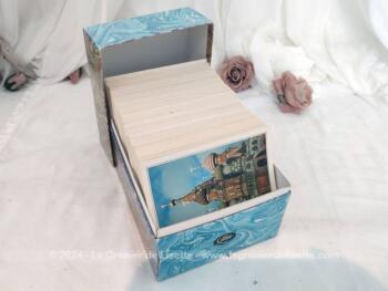 Voici un grand lot de 250 cartes postales en vrac représentant les Pays du Monde dans un coffret en carton estampillé 