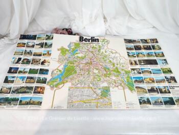 Voici un prospectus vintage de ville de Berlin de 1975 avec curiosités et plan de la ville avec le mur 