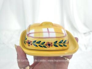 Petit beurrier céramique jaune à fleurs