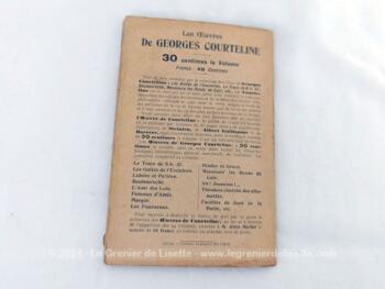 Voici un duo de petits livres de 11.5 x 17.5 x 0.6 cm  concernant les 