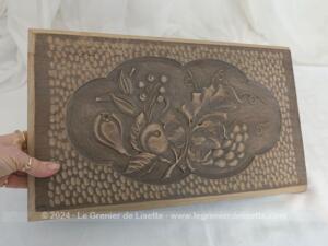 Superbe plaque bois gravure main décor fleurs pièce unique