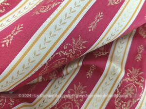 Coupon tissus moiré Jacquard rayures Biedermeier rouge et or
